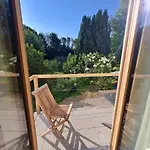 Alpenblick Pang شقة *