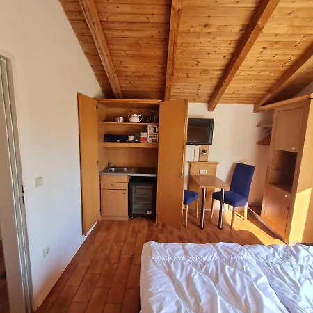 Alpenblick Pang Apartment